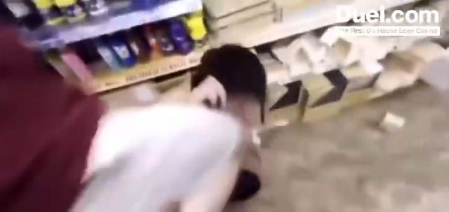 Man gets BEAT DOWN when caught trying to meet a 13 Year Old 😳 This is one of the craziest Child Predator catches i’ve seen 😭🙏🏼