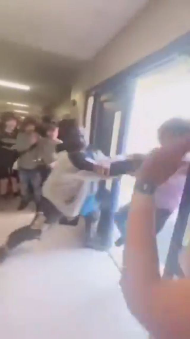 Pink hoodie was fighting Mark Henry 😭