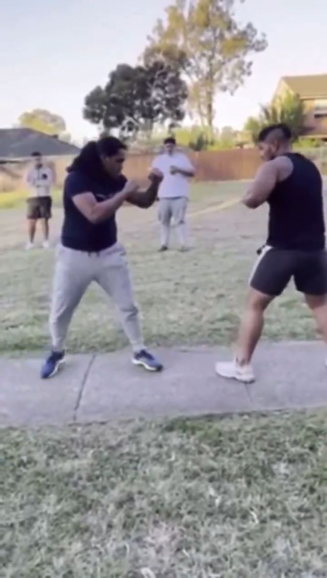 Trading hands equals a huge K.O 🔥